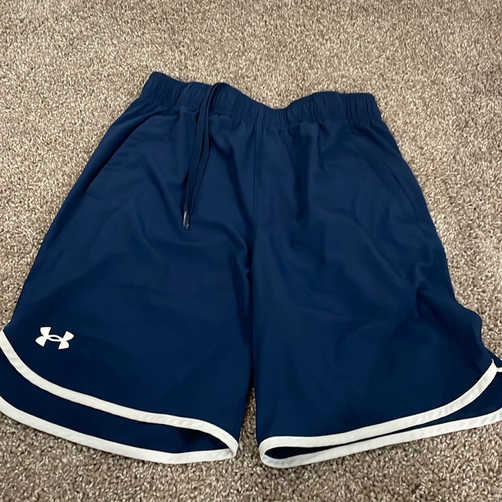 Men’s Under Armor shorts